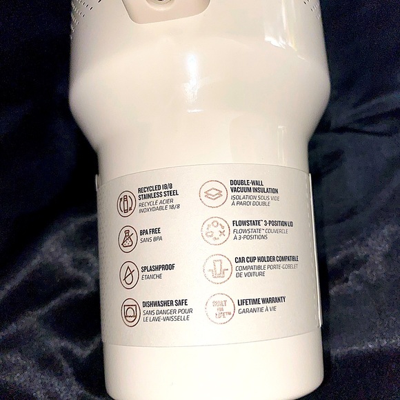 Stanley x Calia - 40oz Flowstate Quencher H2.0 Tumbler. Color: (Oat Milk) *NEW* - Picture 12 of 15